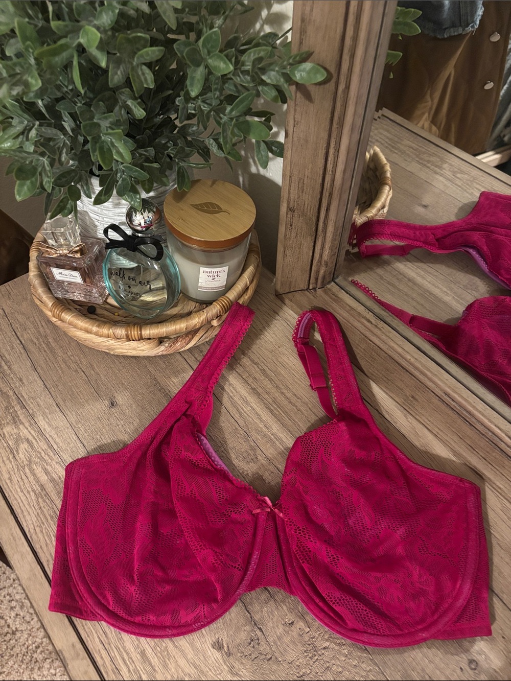 Cacique Smart Lift Lace Unlined Full Coverage Bra - Fuchsia- 38DDD- NWOT